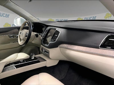 2024 Volvo XC90 B6 Plus Bright Theme