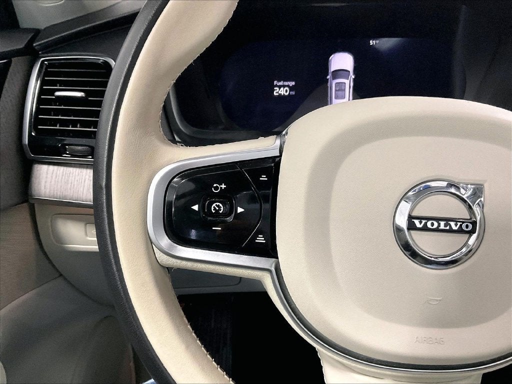 2024 Volvo XC90 B6 Plus Bright Theme