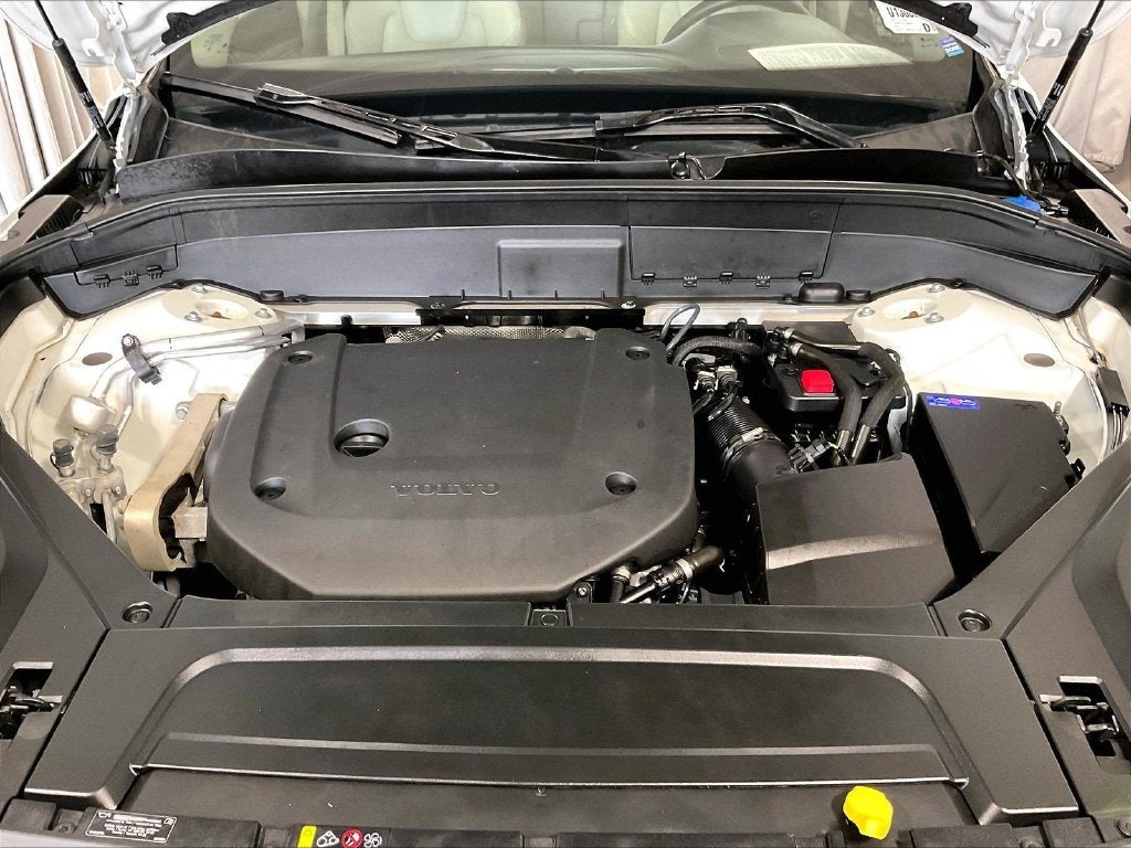 2024 Volvo XC90 B6 Plus Bright Theme