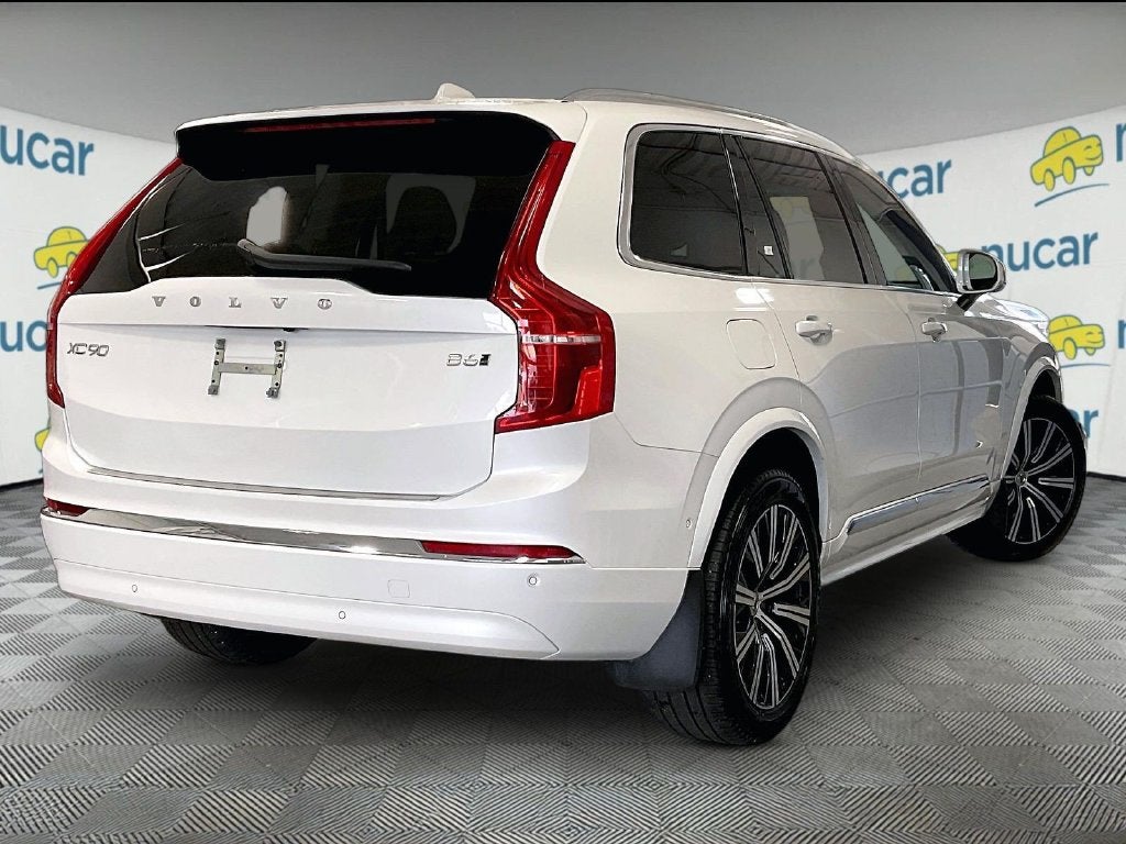 2024 Volvo XC90 B6 Plus Bright Theme