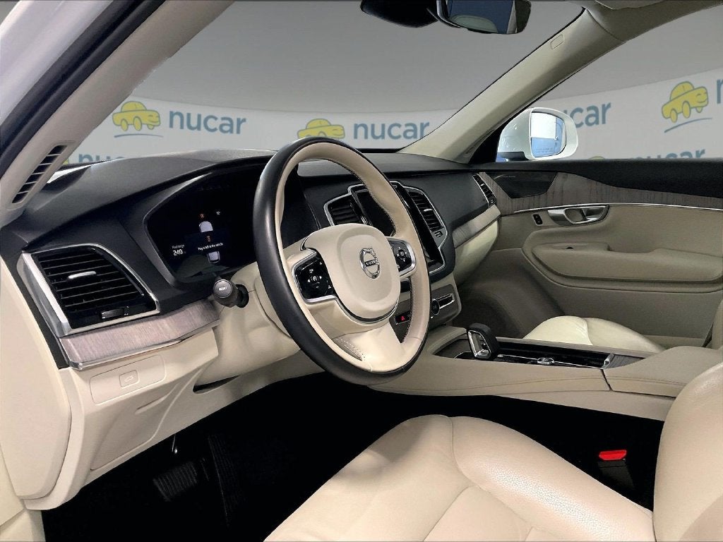 2024 Volvo XC90 B6 Plus Bright Theme