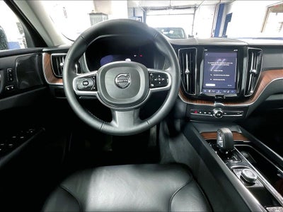 2024 Volvo XC60 B5 Plus Dark Theme