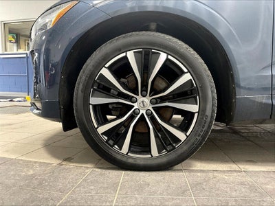 2024 Volvo XC60 B5 Plus Dark Theme