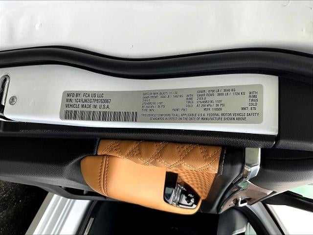 2023 Jeep Grand Cherokee L Summit 4x4