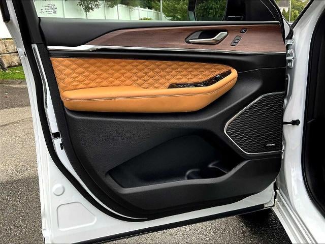 2023 Jeep Grand Cherokee L Summit 4x4