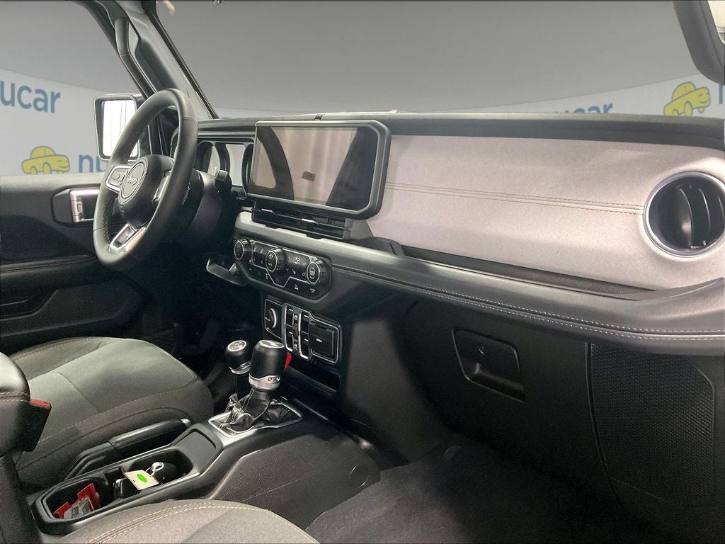 2024 Jeep Wrangler Sahara 4xe