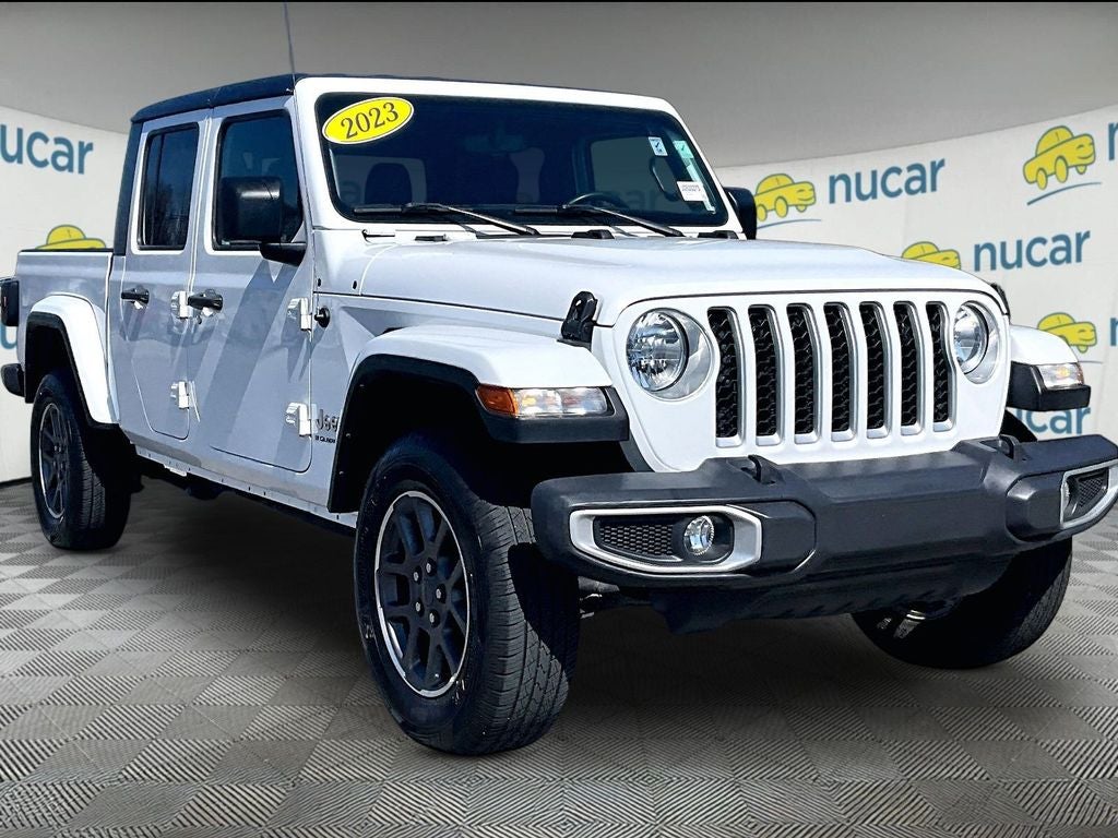 2023 Jeep Gladiator Overland
