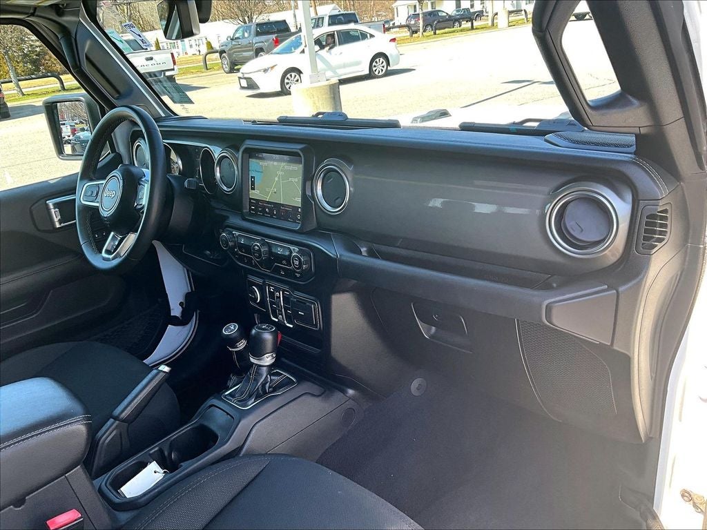 2023 Jeep Gladiator Overland