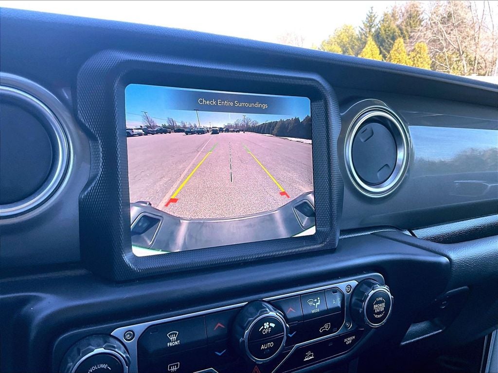 2023 Jeep Gladiator Overland