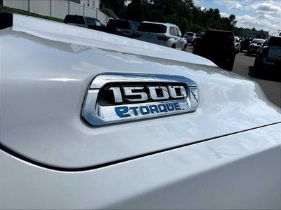 2022 RAM 1500 Big Horn 4x4 Quad Cab 6'4" Box