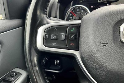 2020 RAM 1500 Big Horn 4x4 Crew Cab 5'7" Box