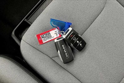 2020 RAM 1500 Big Horn 4x4 Crew Cab 5'7" Box