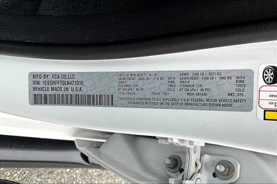 2020 RAM 1500 Big Horn 4x4 Crew Cab 5'7" Box