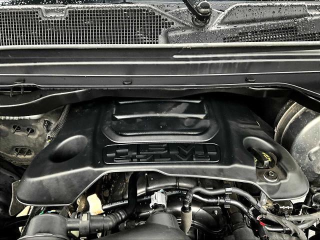 2021 RAM 1500 Laramie 4x4 Crew Cab 5'7" Box