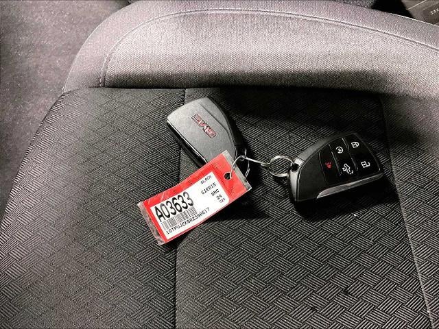 2024 GMC Sierra 1500 Crew Cab Short Box 4-Wheel Drive Elevation 3VL