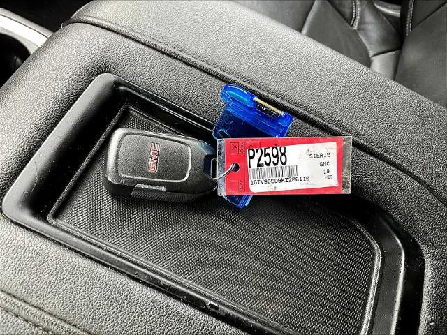 2019 GMC Sierra 1500 Double Cab Standard Box 4-Wheel Drive SLT