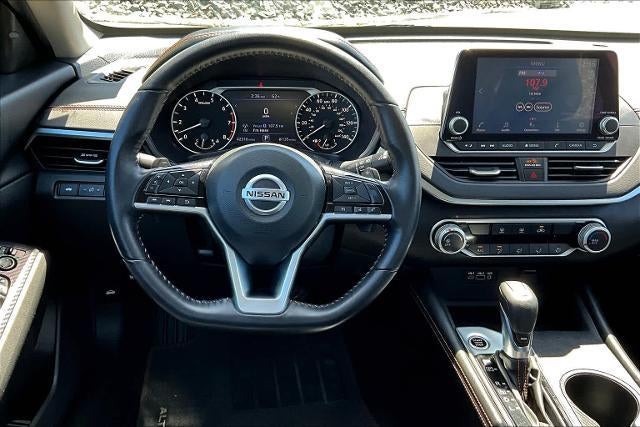 2020 Nissan Altima 2.5 SR Sedan