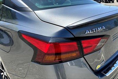 2020 Nissan Altima 2.5 SR Sedan