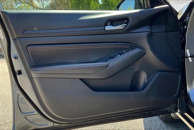 2020 Nissan Altima 2.5 SR Sedan