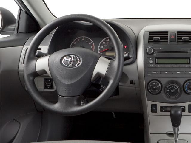 2012 Toyota Corolla 4dr Sdn Auto LE (Natl)