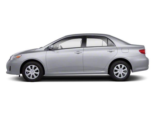 2013 Toyota Corolla 4dr Sdn Auto LE (Natl)