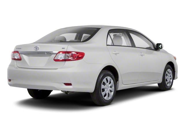 2013 Toyota Corolla 4dr Sdn Auto LE (Natl)