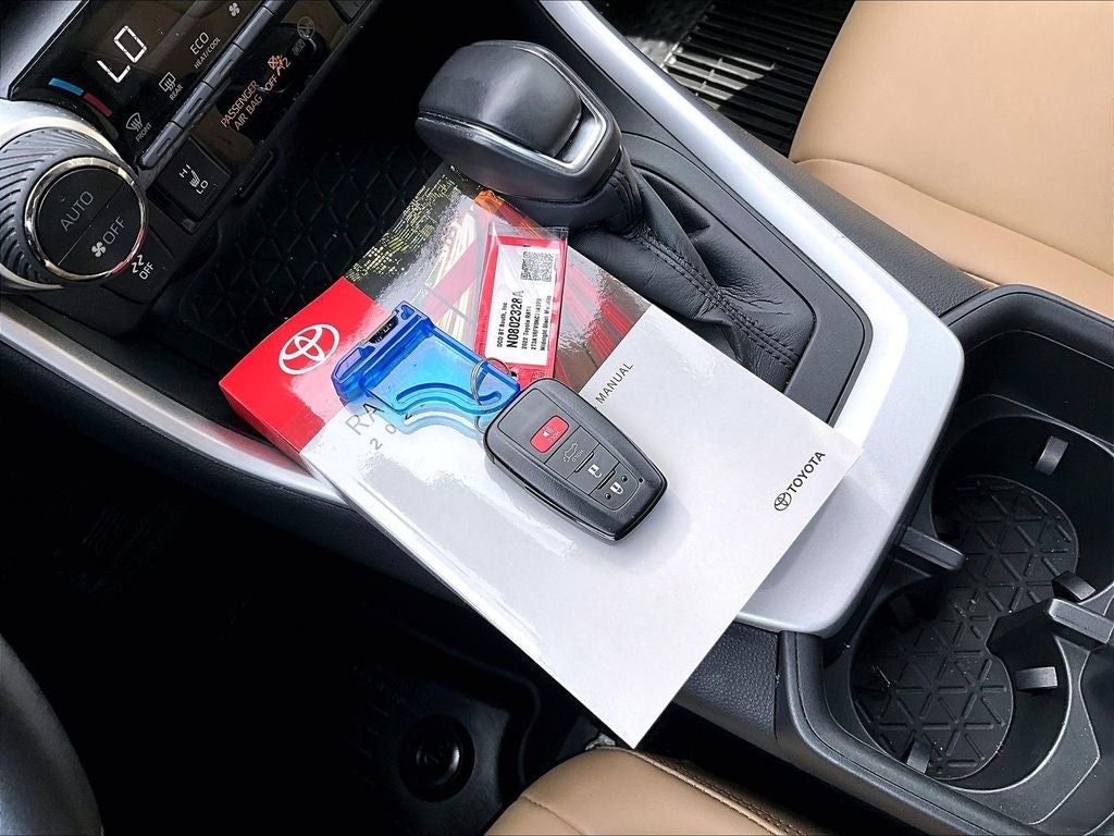 2022 Toyota RAV4 XLE Premium