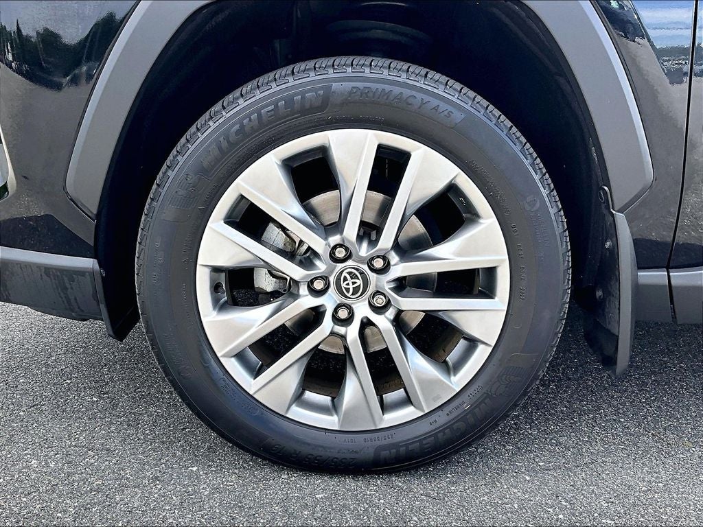 2022 Toyota RAV4 XLE Premium