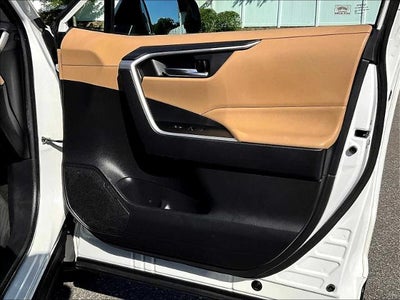 2021 Toyota RAV4 Hybrid XLE Premium AWD (Natl)