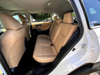 2021 Toyota RAV4 Hybrid XLE Premium AWD (Natl)