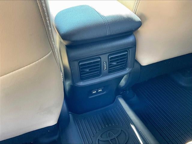 2021 Toyota RAV4 Hybrid XLE Premium AWD (Natl)