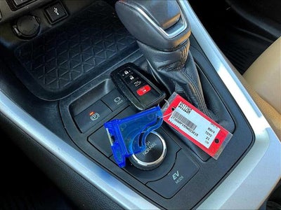 2021 Toyota RAV4 Hybrid XLE Premium AWD (Natl)