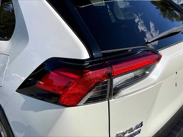 2021 Toyota RAV4 Hybrid XLE Premium AWD (Natl)