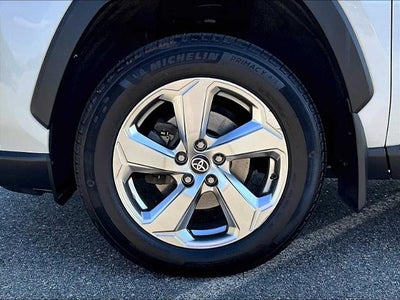 2021 Toyota RAV4 Hybrid XLE Premium AWD (Natl)