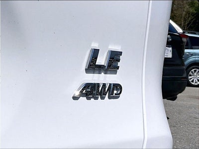 2025 Toyota RAV4 LE