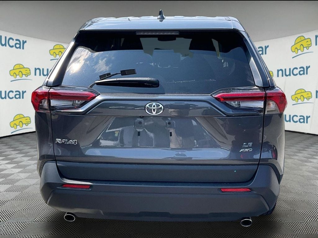 2023 Toyota RAV4 LE