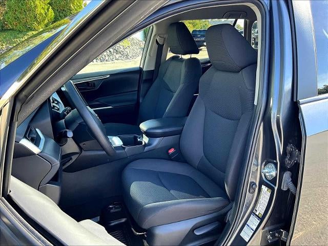 2023 Toyota RAV4 LE AWD (Natl)