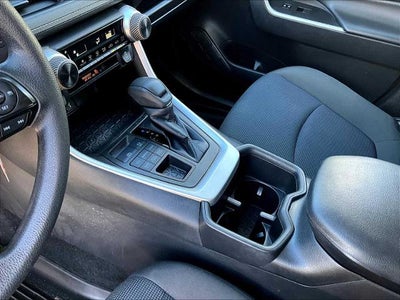 2022 Toyota RAV4 LE AWD (Natl)