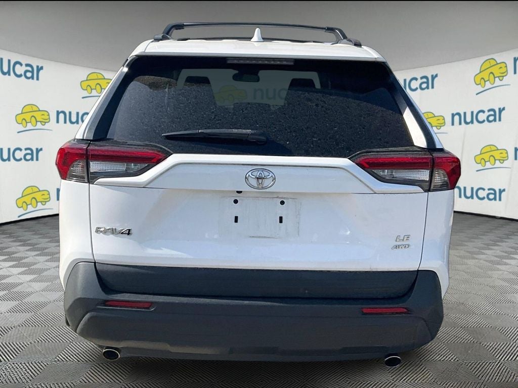 2021 Toyota RAV4 LE