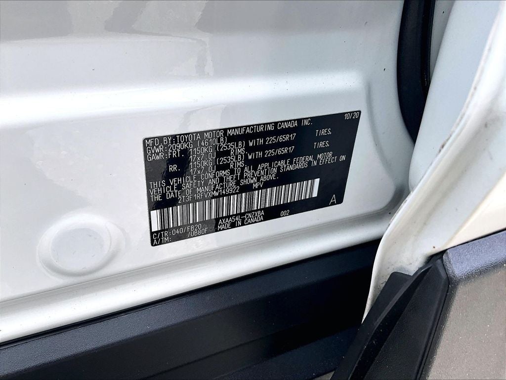 2021 Toyota RAV4 LE