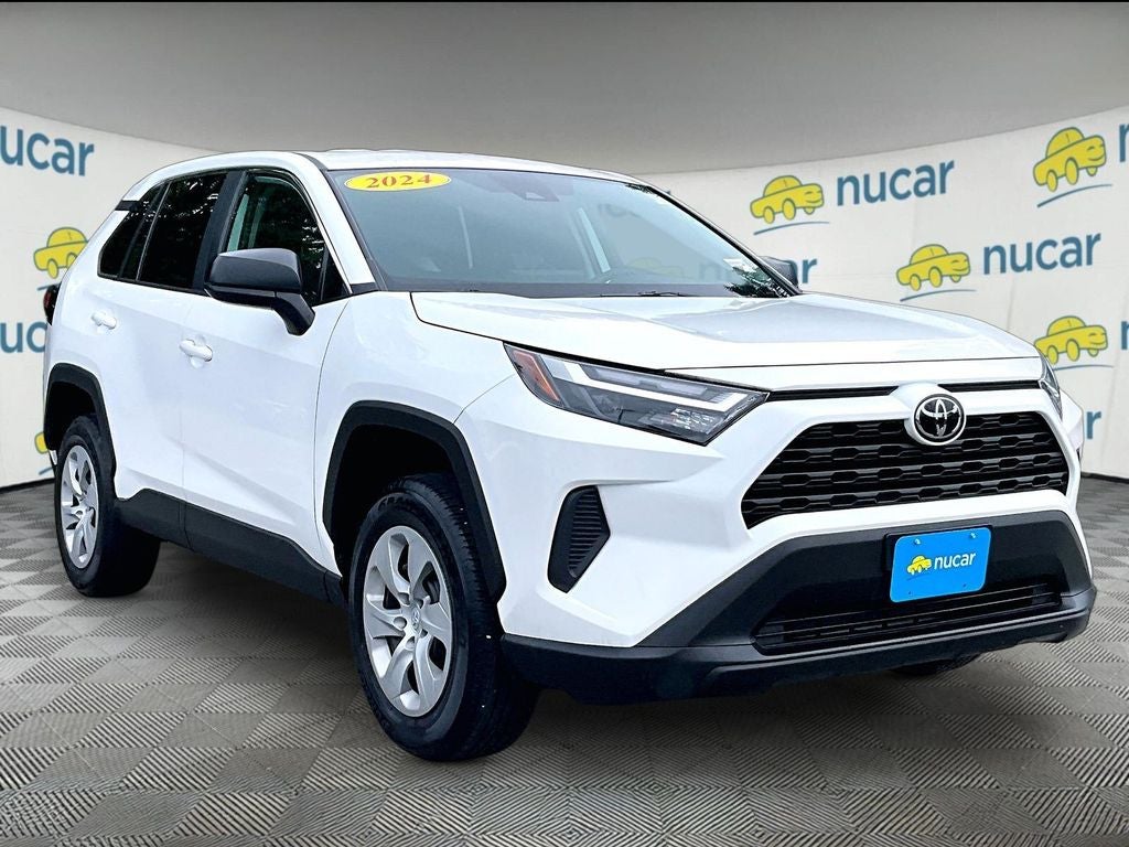 2024 Toyota RAV4 LE