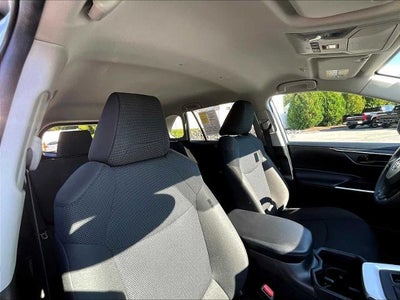 2024 Toyota RAV4 LE AWD (Natl)