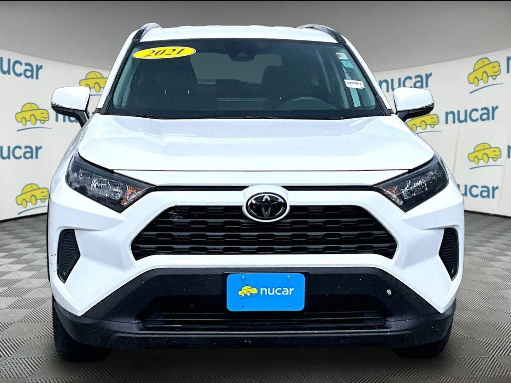 2021 Toyota RAV4 LE