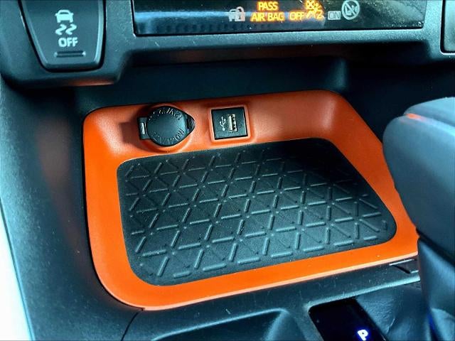 2024 Toyota RAV4 Adventure AWD (Natl)