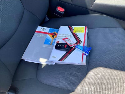 2024 Toyota RAV4 XLE AWD (Natl)