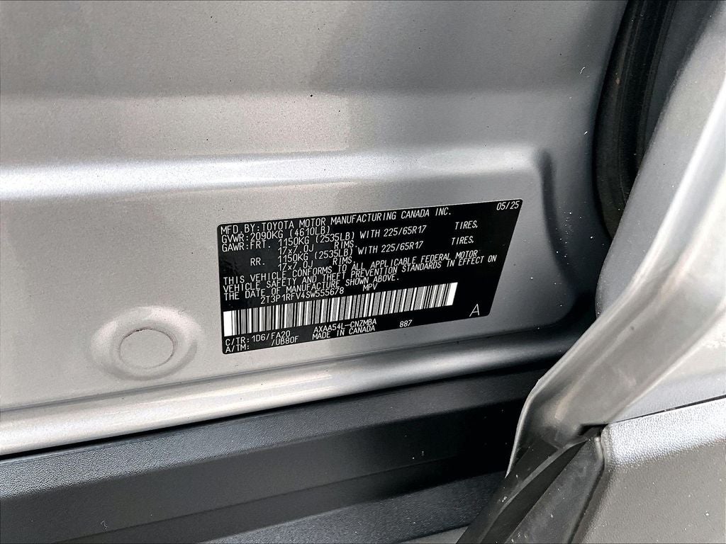2025 Toyota RAV4 XLE