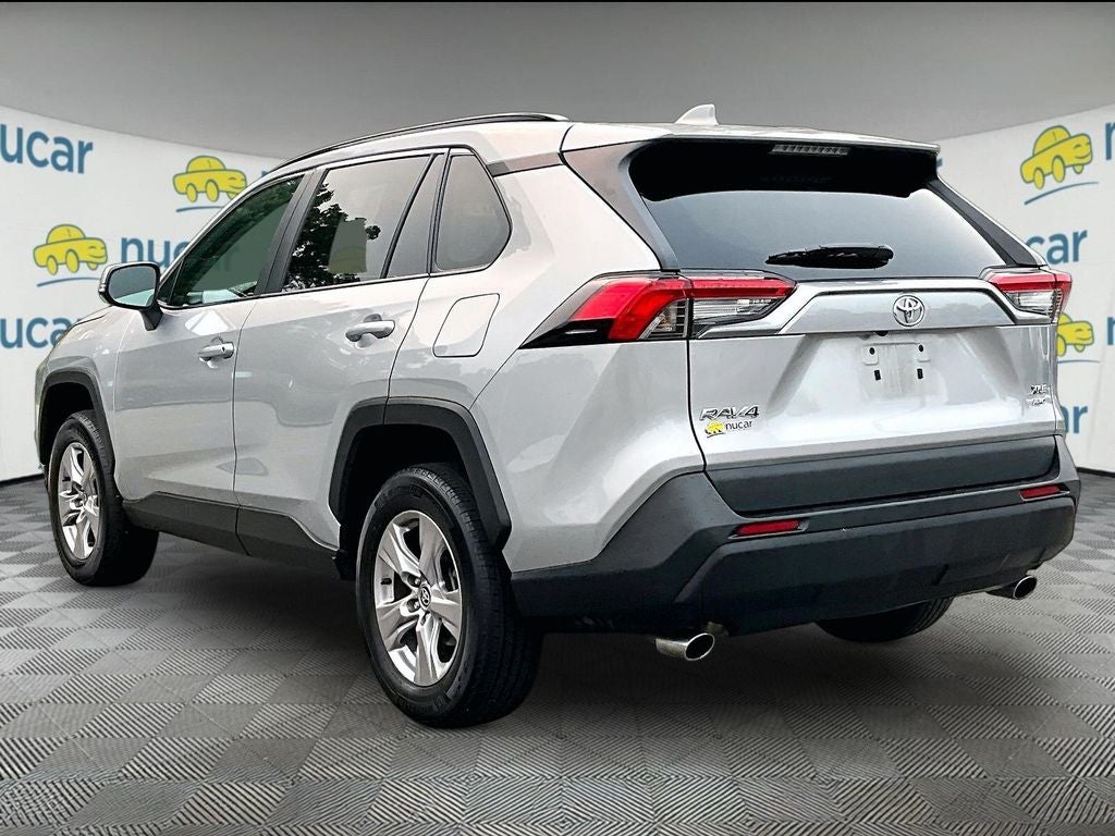 2025 Toyota RAV4 XLE
