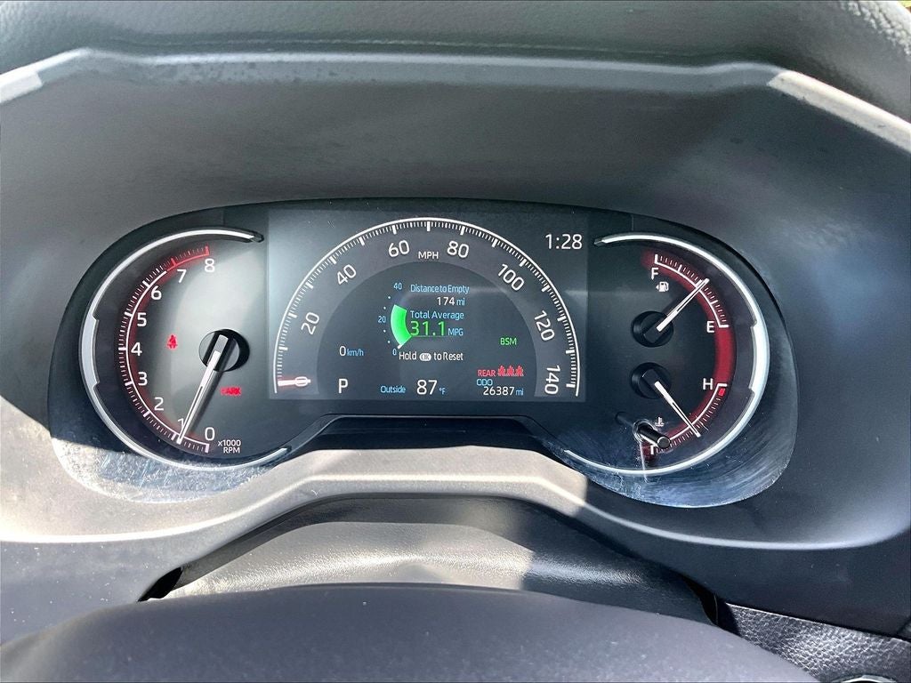 2025 Toyota RAV4 XLE