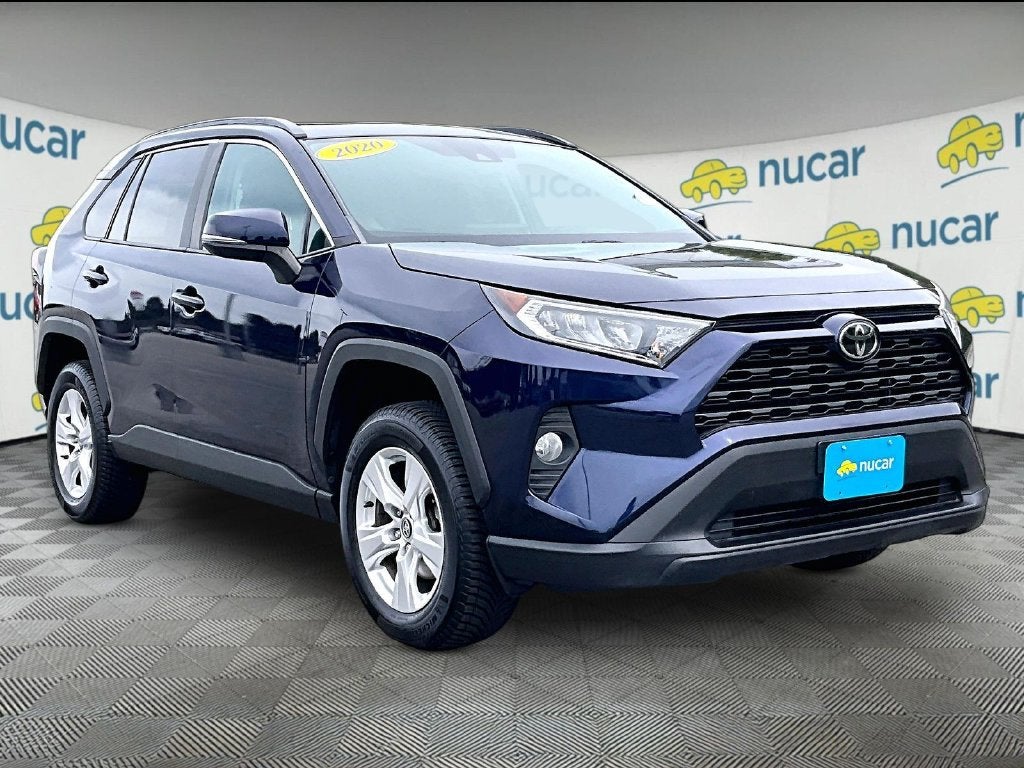 2020 Toyota RAV4 XLE AWD photo