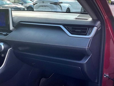 2025 Toyota RAV4 XLE AWD (Natl)